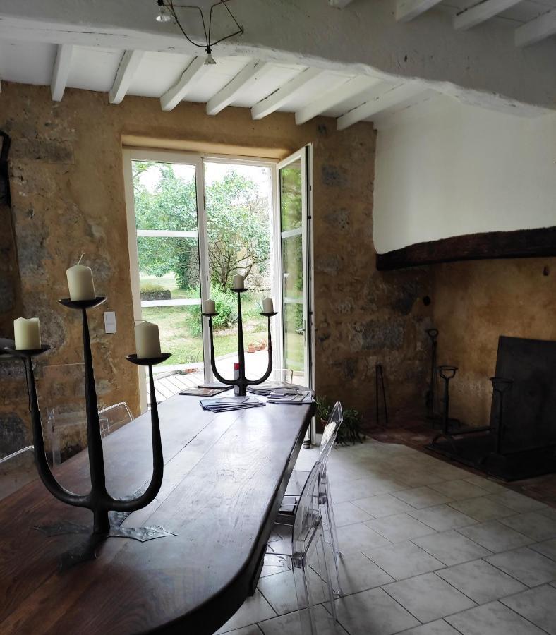 Le Logis Du Pradet Bed & Breakfast Moncrabeau Екстериор снимка