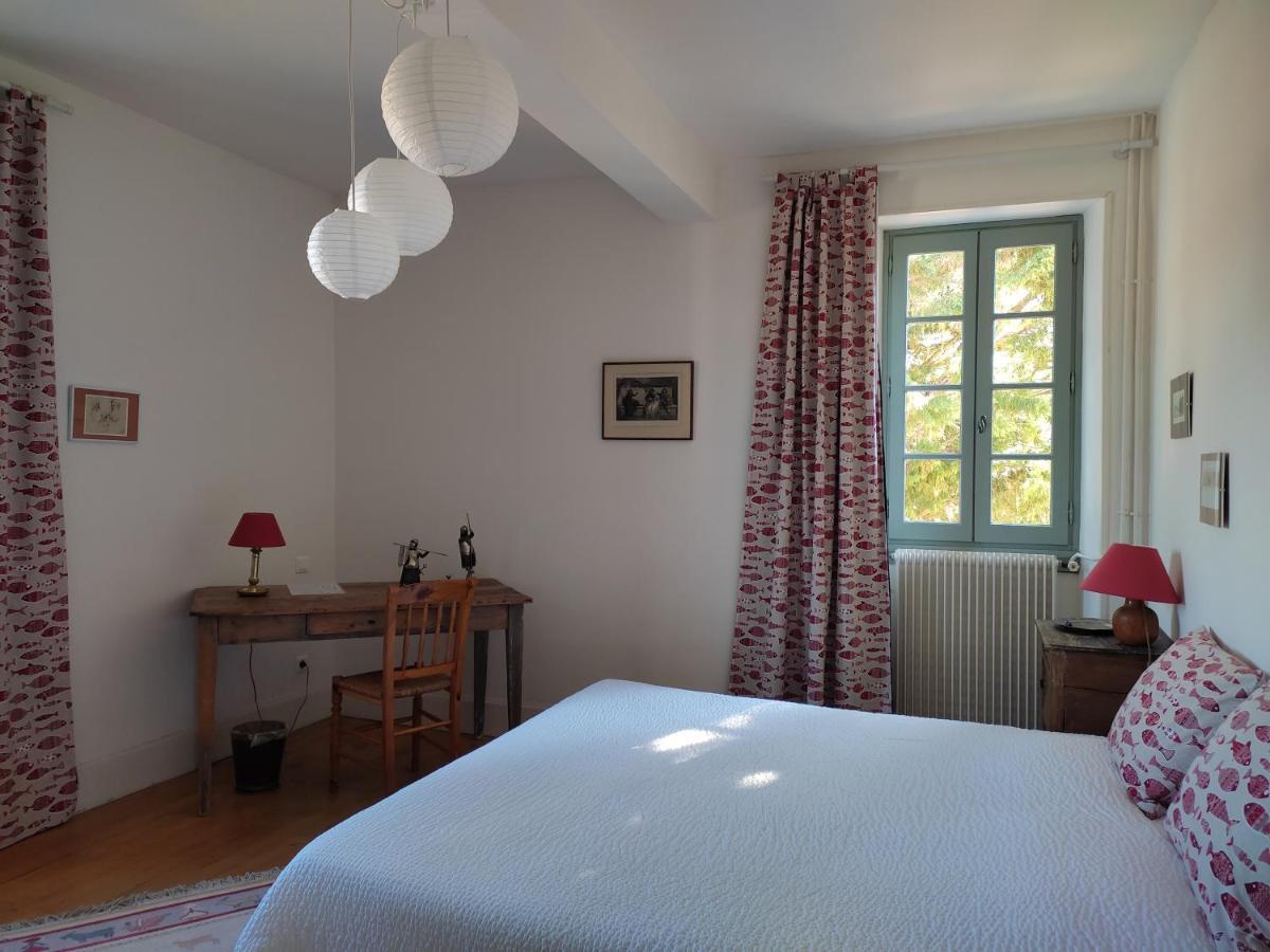 Le Logis Du Pradet Bed & Breakfast Moncrabeau Екстериор снимка